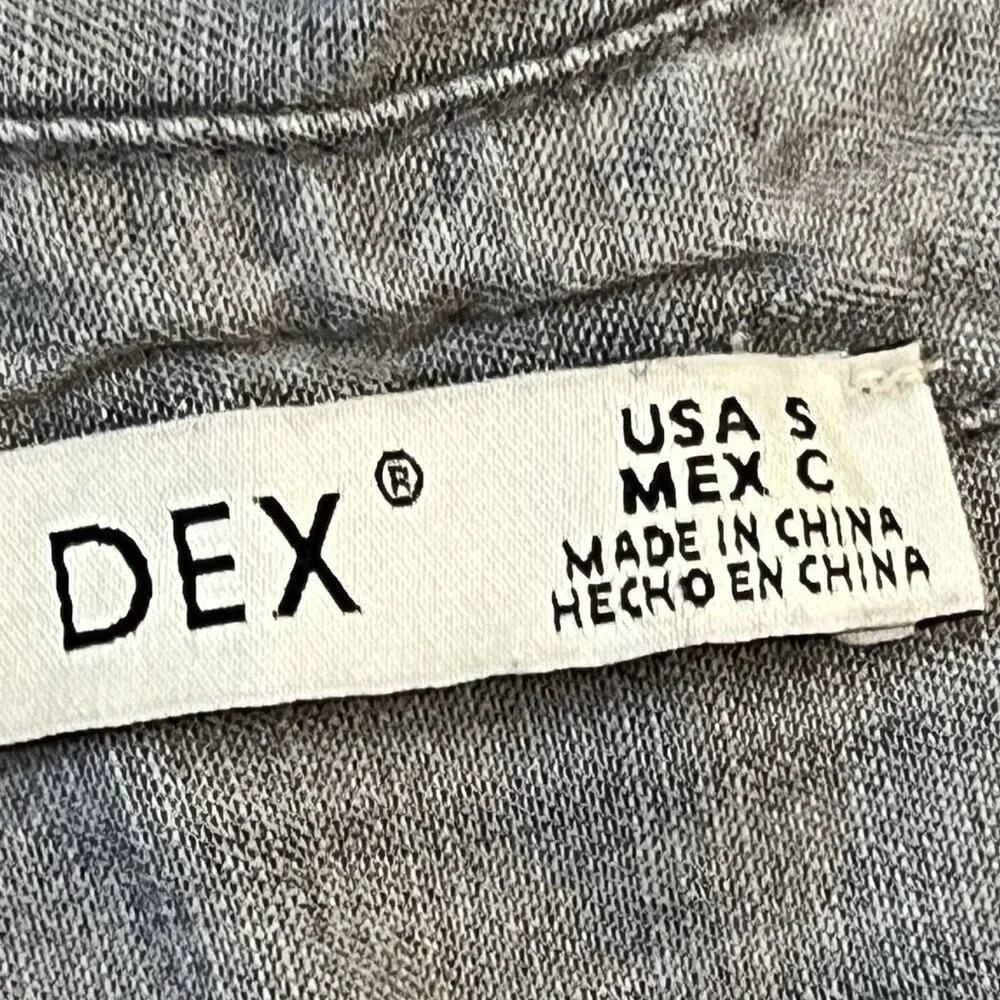 Dex Women’s Denim Mini Shirt Dress Size Small Embroidered Pocket Gray Burgundy - Picture 7 of 11